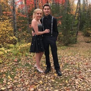 Meet your Posher, Macie